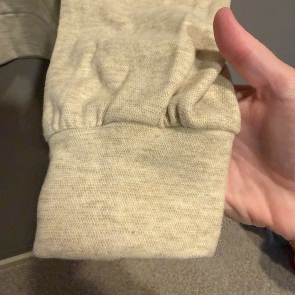 NWT Evereve brand cream top in size large - Picture 5 of 8